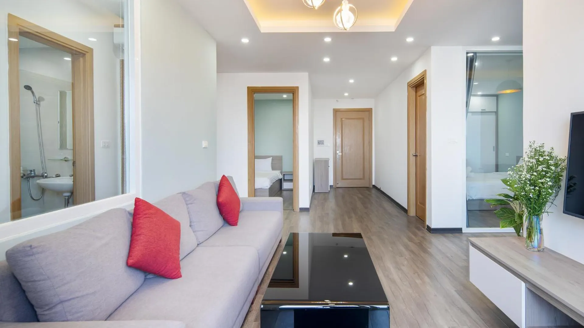 Chill Apartment Sea Vip. Da Nang 0*,